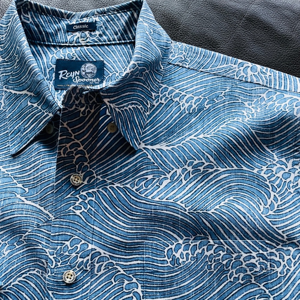 Reyn Spooner 2023 Blue Molokai Wave Print Medium